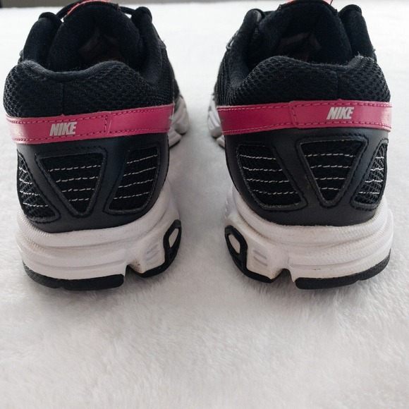 Nike Downshifter 5 Running Shoes Womens 9 Black Pink Sneaker 5357571-004 - Picture 5 of 9
